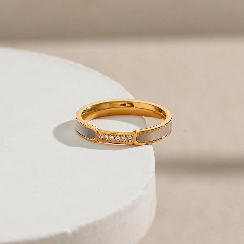 Gabrielle Diamant-Simulant Goldring