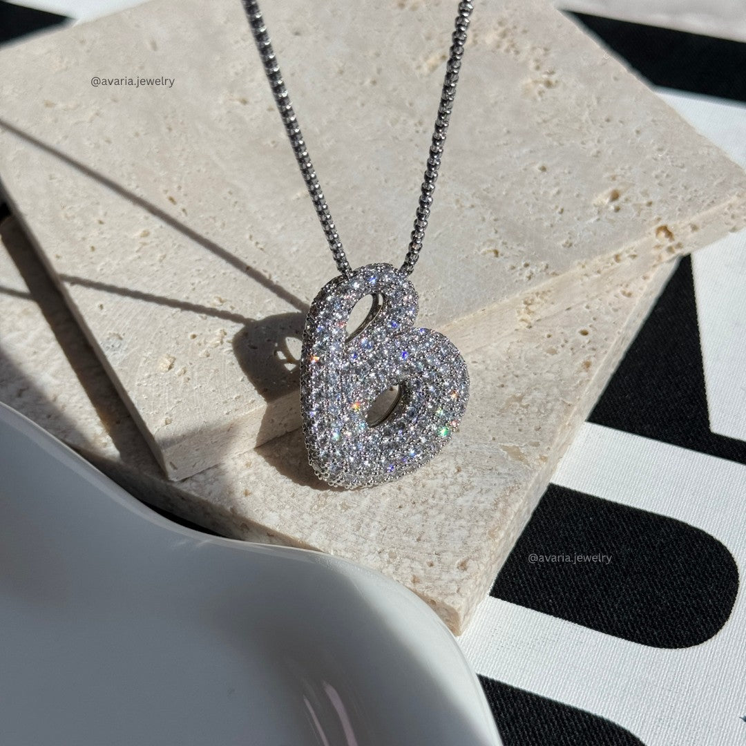 Bubbling Initialen Diamant Halskette