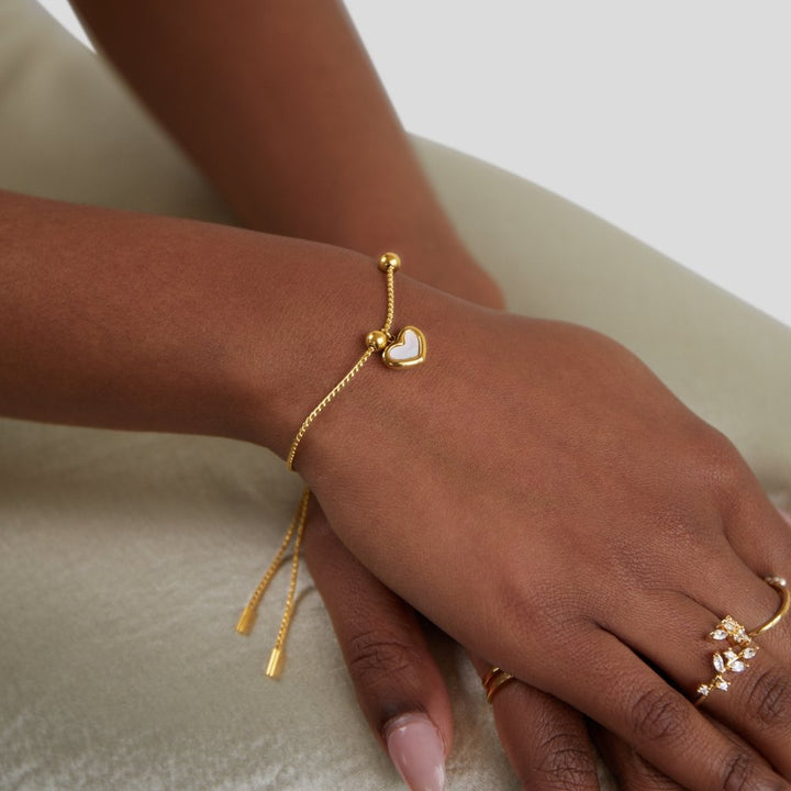 Goldenes Charm-Armband